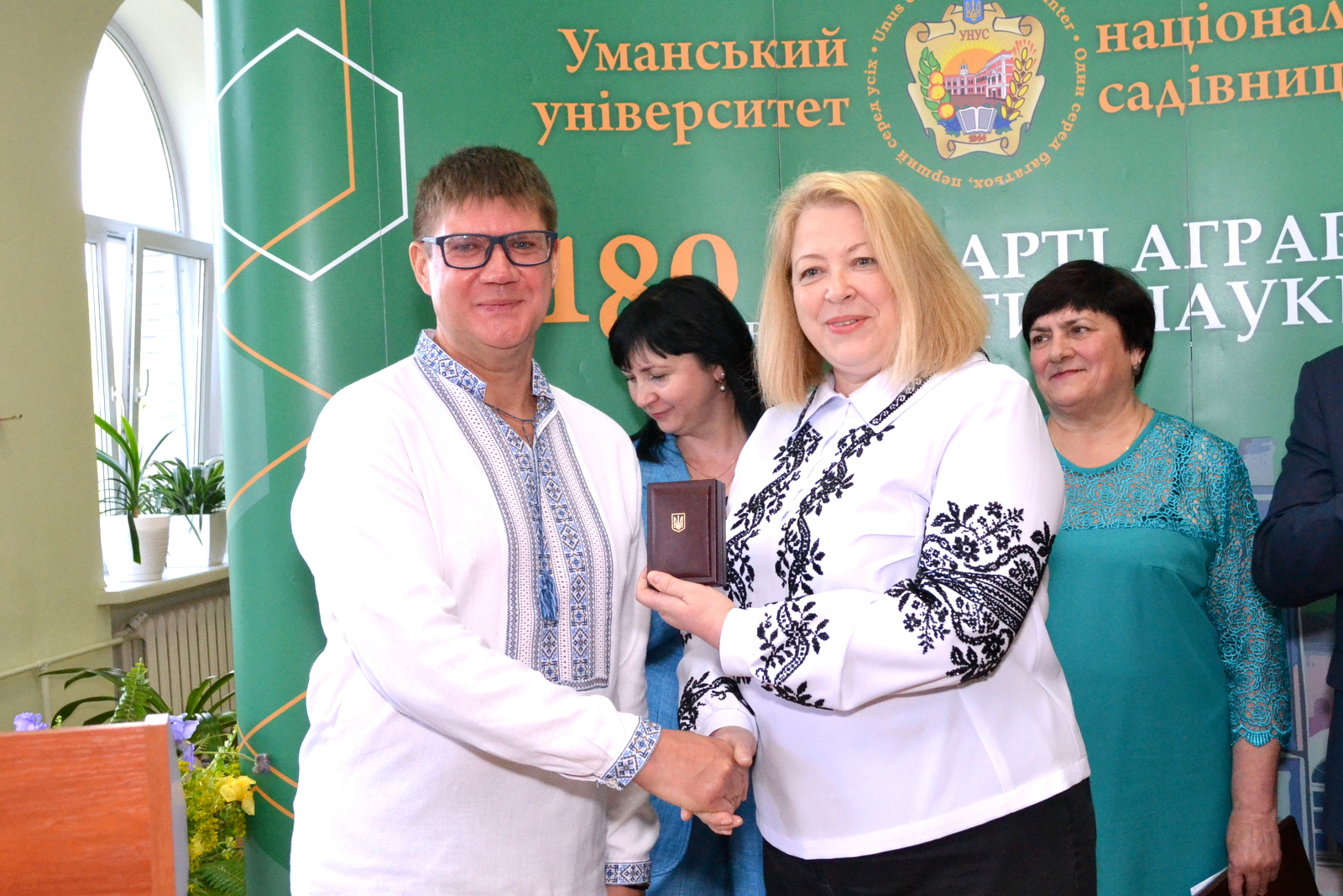 Вітаємо Віктора Петровича КАРПЕНКА з нагородженням!