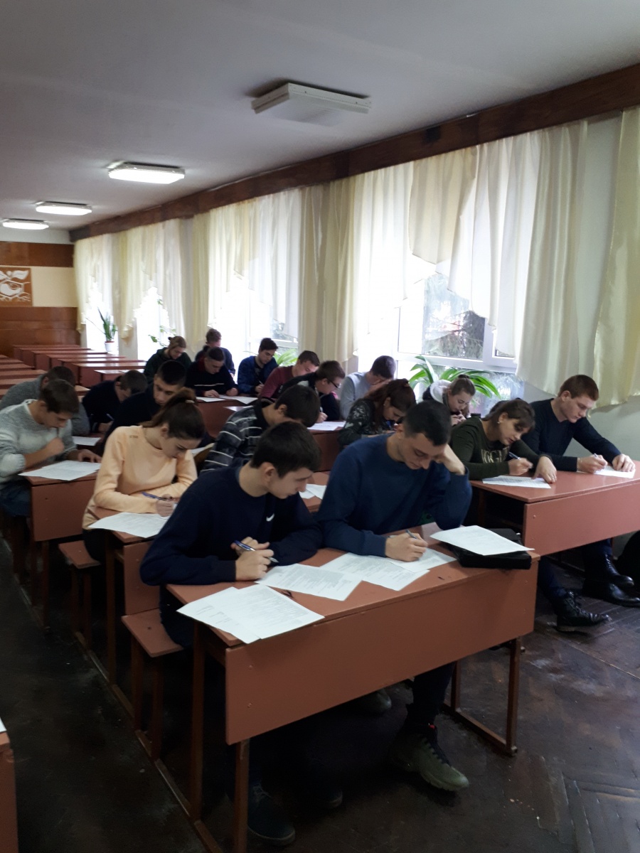 Перший тур Всеукраїнської студентської олімпіади з хімії та біології